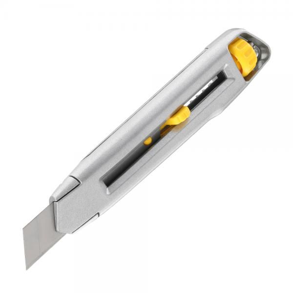 Нож 18мм Stanley 0-10-018