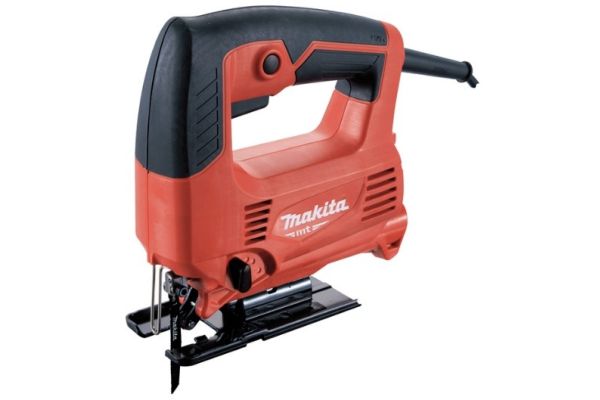 Lobzik Makita M4301