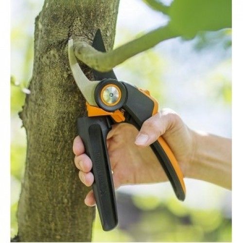 Плоскостной секатор Fiskars PowerGear L PX94 1023628