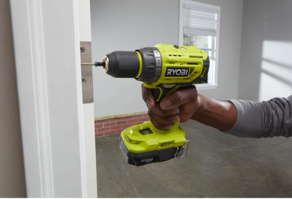 Drel-vintburan (akkumulatorlu) Ryobi ONE+ R18DD7-252S 5133004534