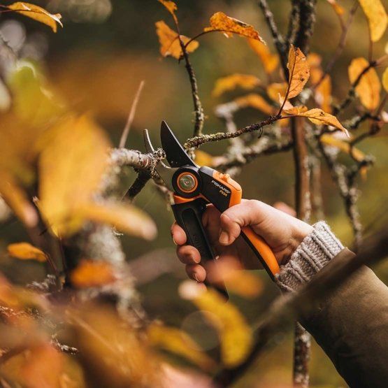 Плоскостной секатор Fiskars PowerGear L PX94 1023628