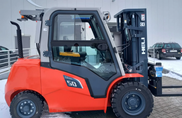 Yükqaldıran dizelli Heli CPCD50, 5 t 5 m