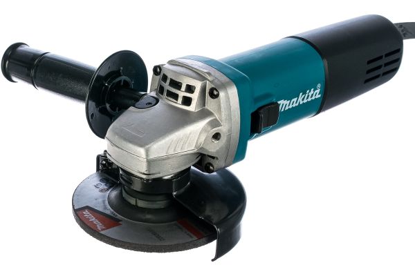 Bucaqlı pardaqlama maşını Makita 9557HN