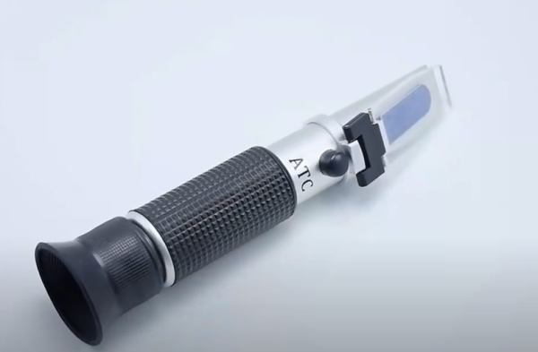 Refraktometr süd üçün RF060BX Refraktometr süd üçün RF060BX