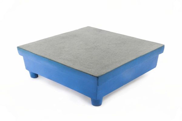 Çuqun lövhə dəqiqölçən ЧИЗ 250х250 sinif.1